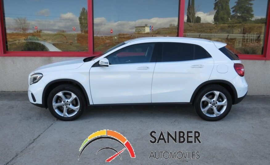 MERCEDES-BENZ GLA 200 7G-DCT