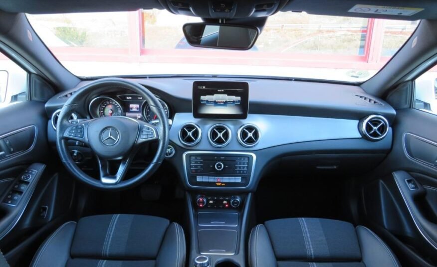 MERCEDES-BENZ GLA 200 7G-DCT