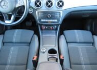 MERCEDES-BENZ GLA 200 7G-DCT