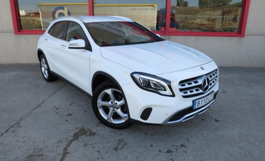 MERCEDES-BENZ CLASE GLA 200 7G-DCT