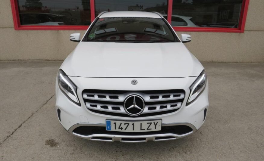 MERCEDES-BENZ CLASE GLA 200DCT URBAN