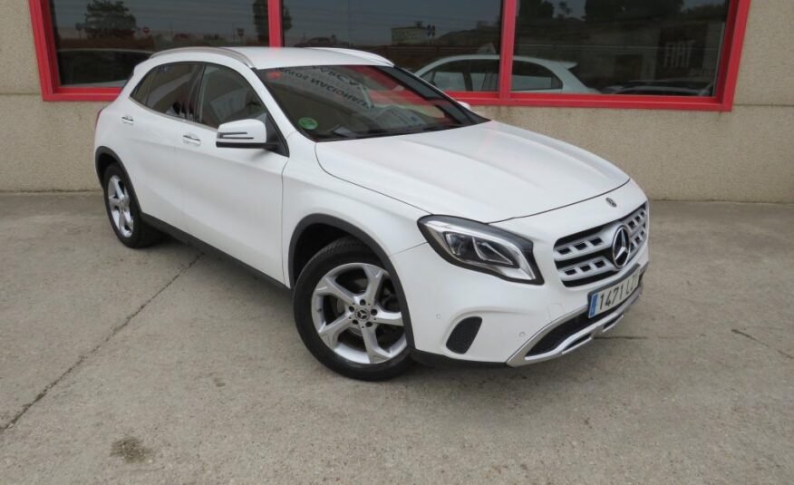 MERCEDES-BENZ CLASE GLA 200DCT URBAN