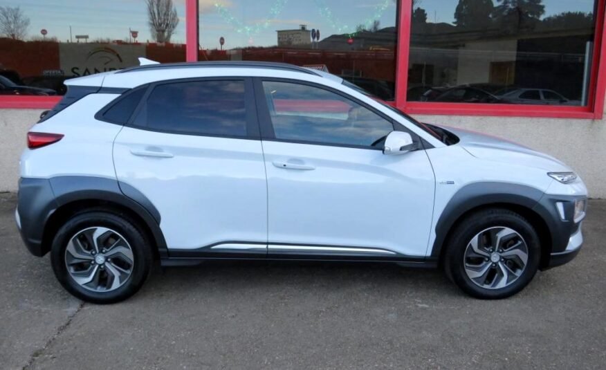 HYUNDAI KONA 1.6 GDI SLE DCT