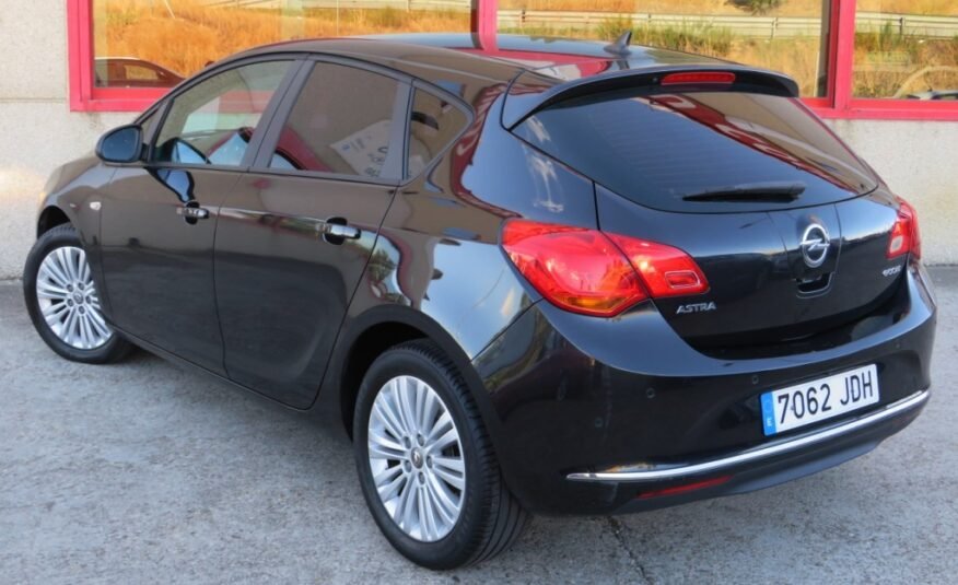 OPEL ASTRA 1.6 DCTi EXCELLENCE