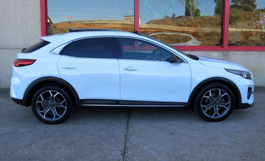 KIA X-CEED 1.5 MHEV iMT EMOTION